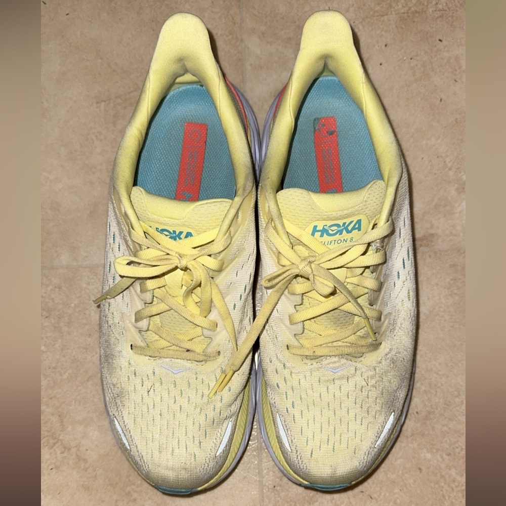 Hokas Clifton